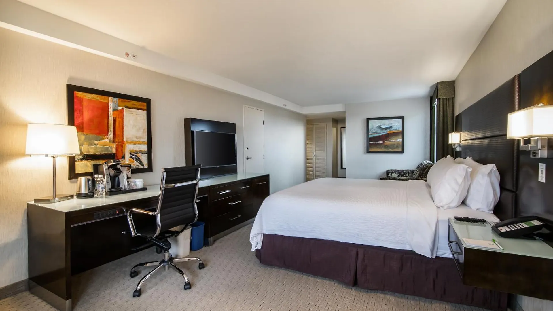 Holiday Inn Vancouver-Centre Broadway By Ihg 3*, Vancouver