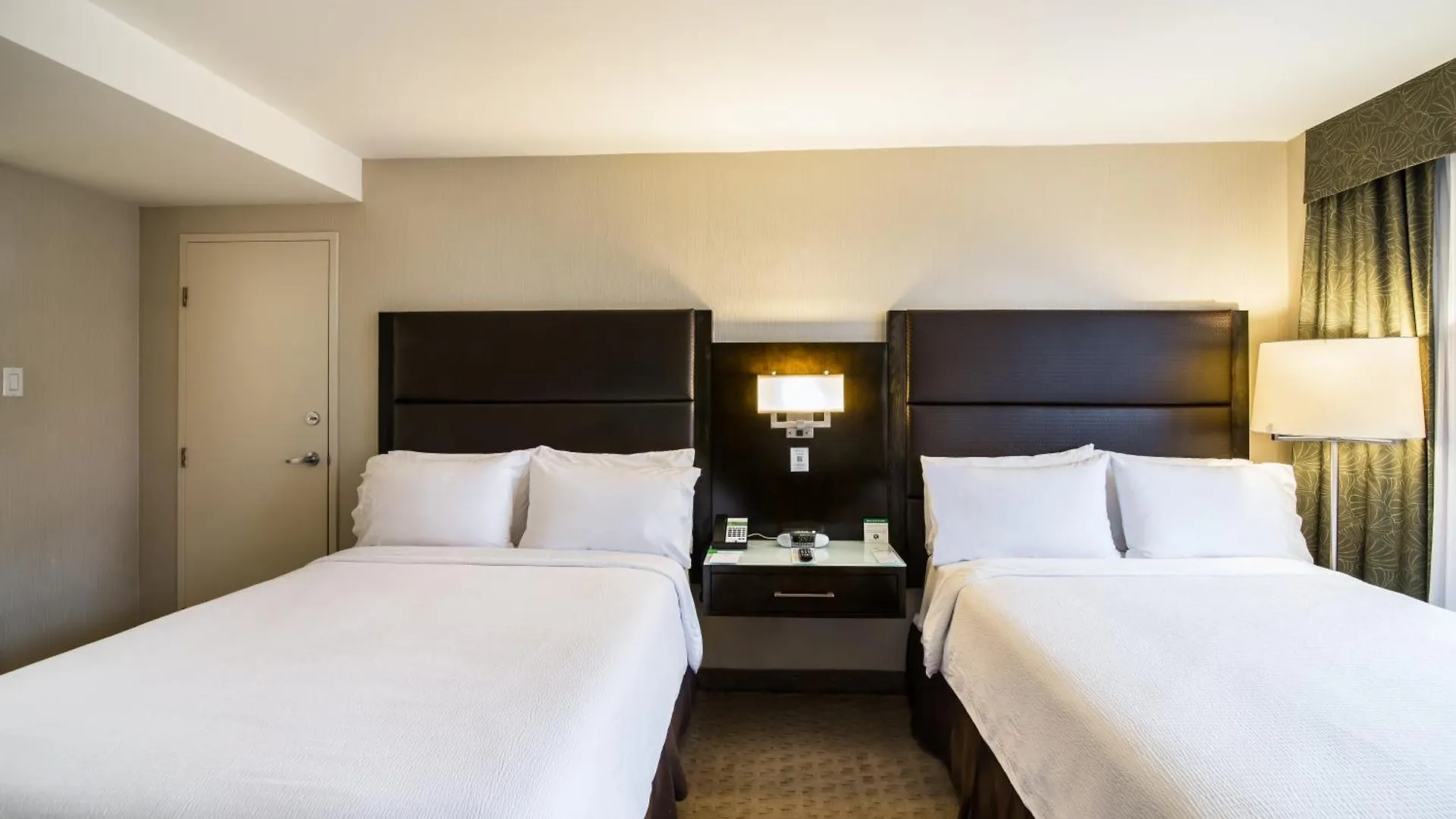 Holiday Inn Vancouver-Centre Broadway By Ihg Vancouver