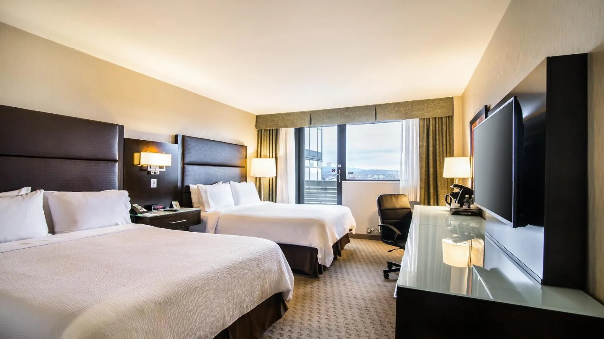 Holiday Inn Vancouver-Centre Broadway By Ihg 3*, Vancouver Canada
