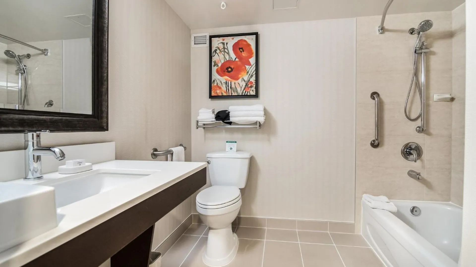 Holiday Inn Vancouver-Centre Broadway By Ihg Отель Ванкувер