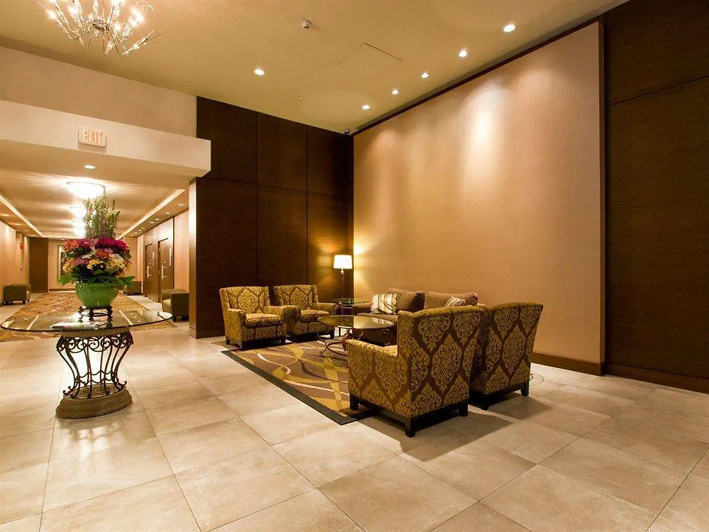 *** Отель Holiday Inn Vancouver-Centre Broadway By Ihg Канада