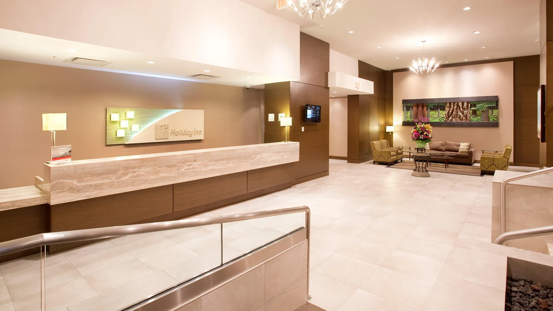 Holiday Inn Vancouver-Centre Broadway, an IHG Hotel